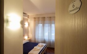 Aurelio Deluxe Rooms